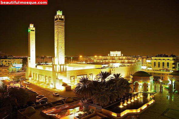 Ini Dia Tiga Masjid dengan Arsitektur Terbaik di Teluk Arab